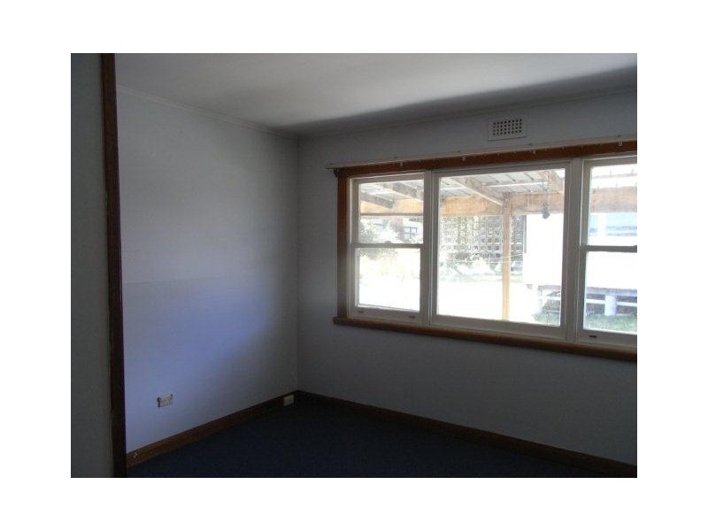 10-12 Innes Street, Strahan TAS 7468