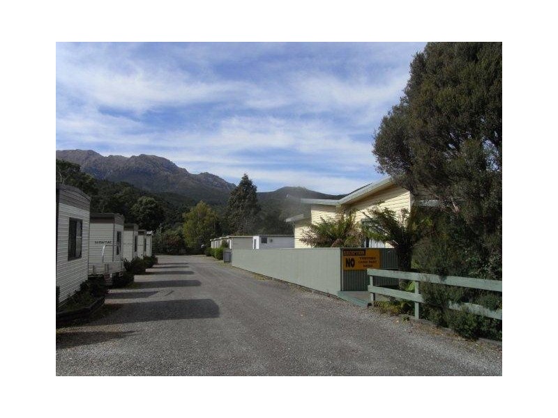 17 Grafton Street, Queenstown TAS 7467