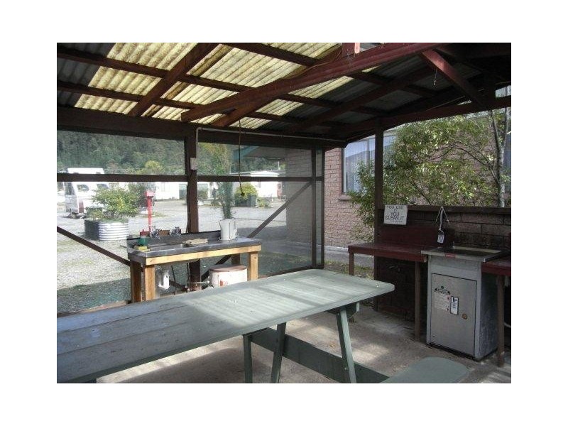 17 Grafton Street, Queenstown TAS 7467