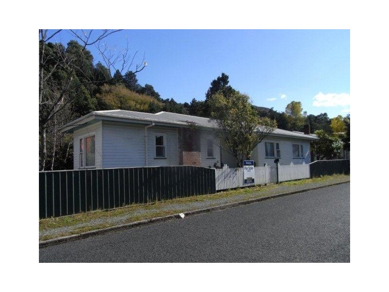 19 Jakins Street, Queenstown TAS 7467