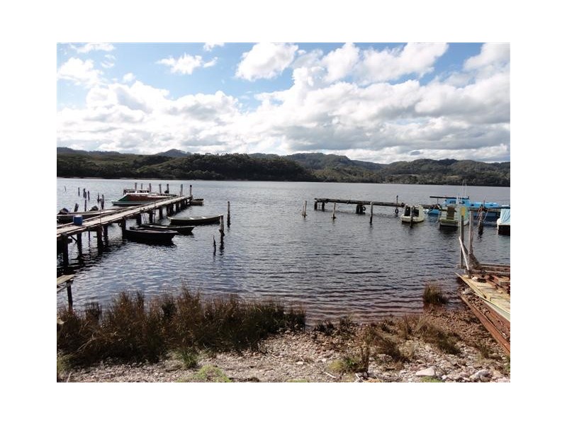 2 Lettes Bay, Strahan TAS 7468