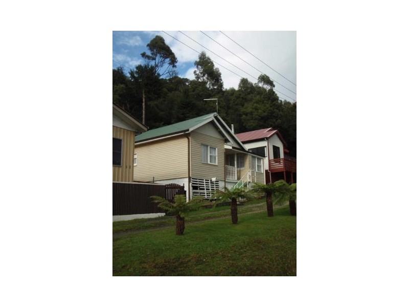13 Provis Street, Queenstown TAS 7467