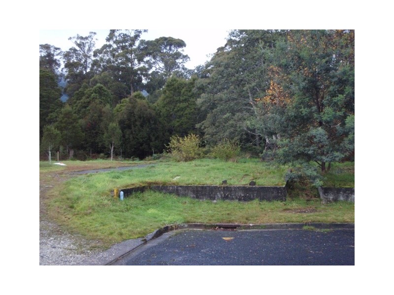 5 Myrtle Drive, Rosebery TAS 7470