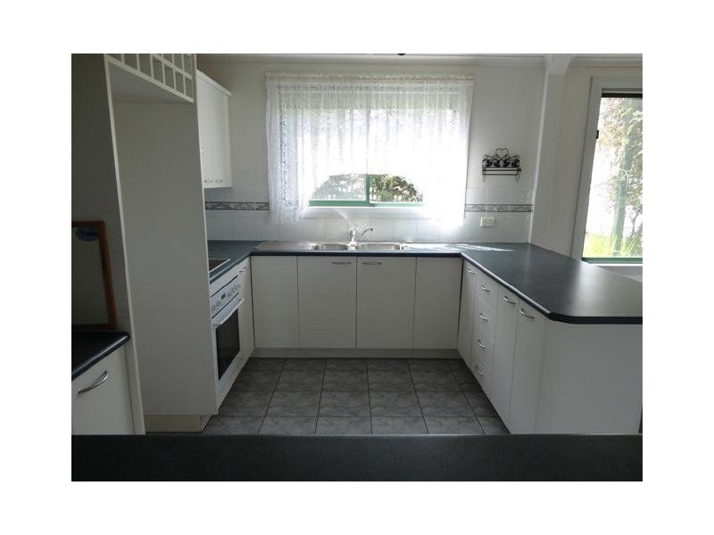 9 Lynch Street, Strahan TAS 7468