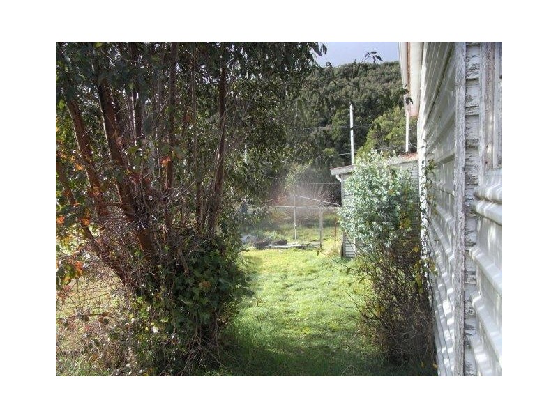 90 Main Street, Zeehan TAS 7469