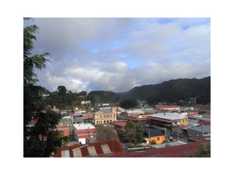 15 Wilmot Street, Queenstown TAS 7467