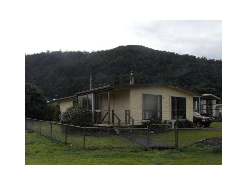 1-3 Howard Street, Rosebery TAS 7470