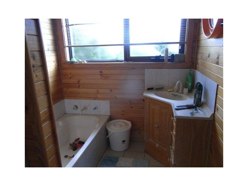 1-3 Howard Street, Rosebery TAS 7470