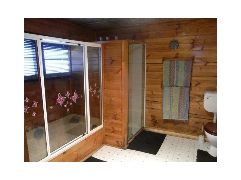 18 Lovett Street, Queenstown TAS 7467