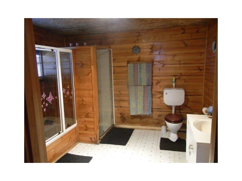 18 Lovett Street, Queenstown TAS 7467