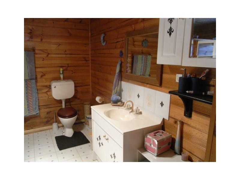 18 Lovett Street, Queenstown TAS 7467