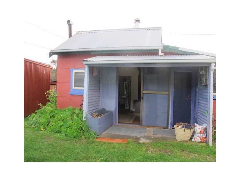 . Lettes Bay Road, Strahan TAS 7468