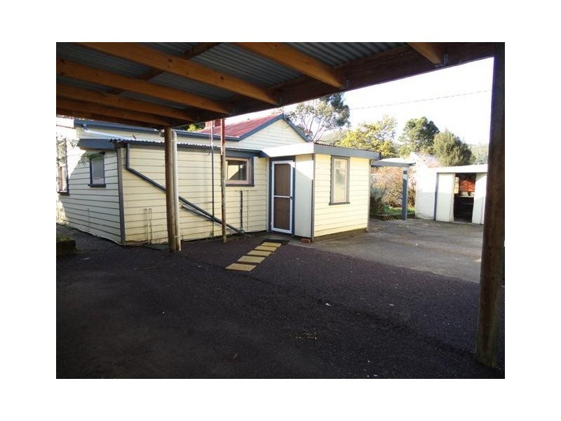 89 Esplanade, Queenstown TAS 7467