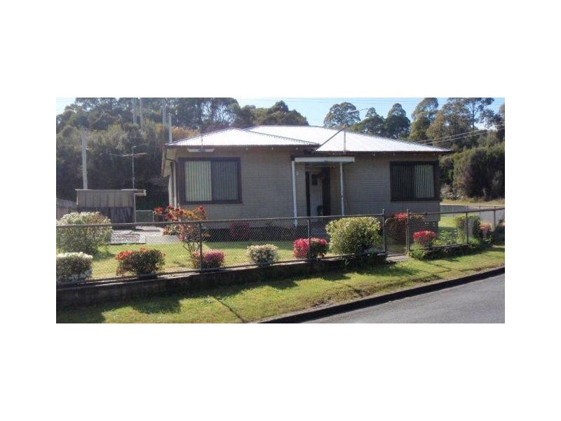 2 Hollywood Street, Rosebery TAS 7470