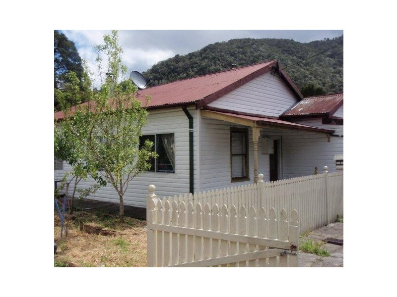 2 Whitelaw Street, Queenstown TAS 7467