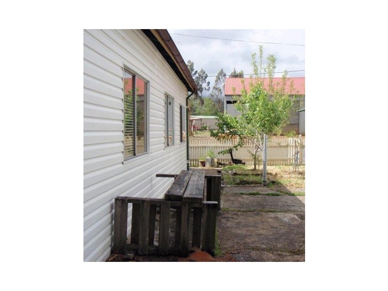 2 Whitelaw Street, Queenstown TAS 7467
