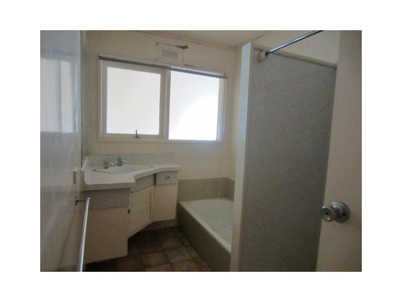 14 Fincham Street, Zeehan TAS 7469