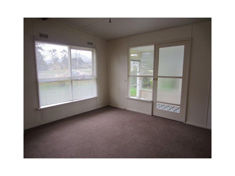 14 Fincham Street, Zeehan TAS 7469