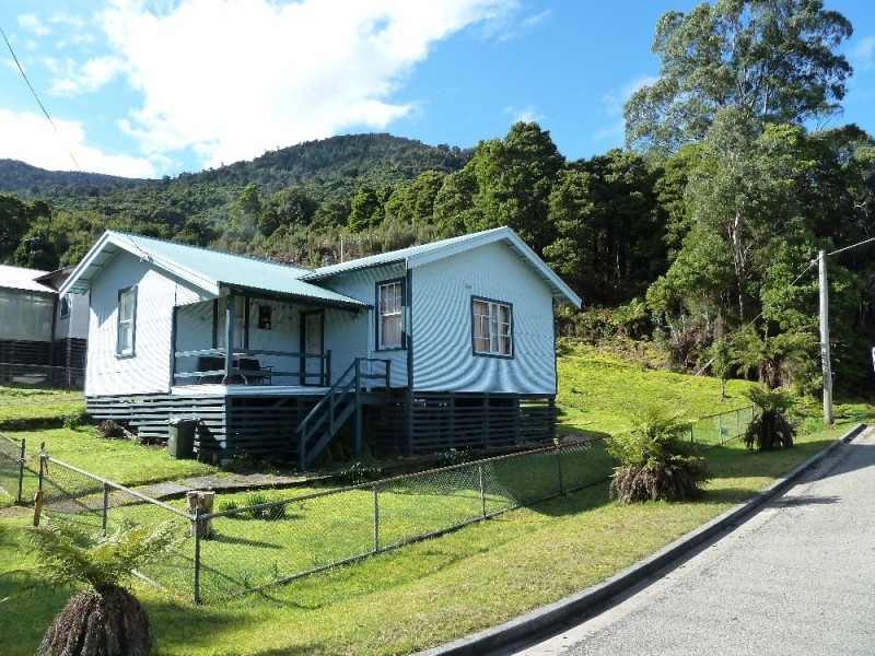 14 Clemons Street, Rosebery TAS 7470