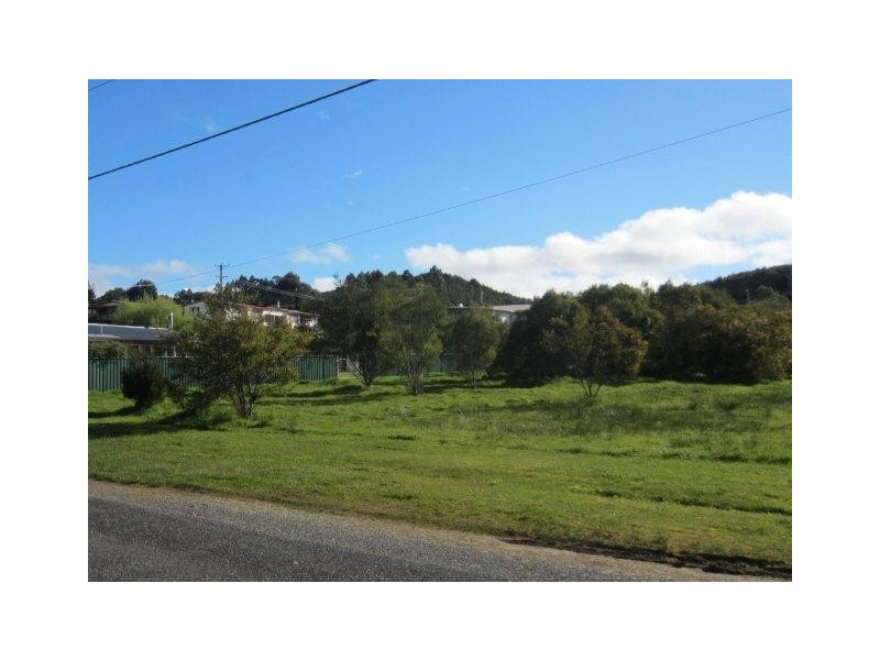 14 Clemons Street, Rosebery TAS 7470