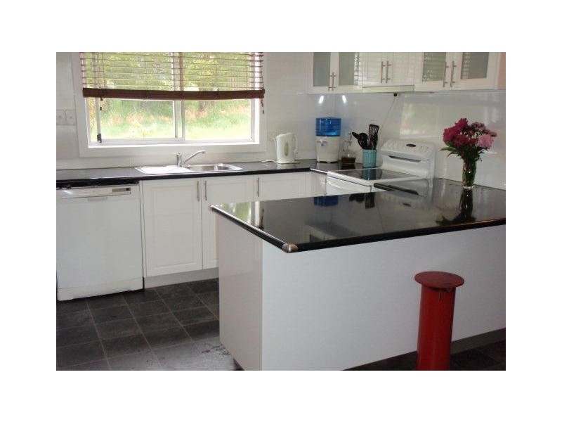 13 Pillinger Street, Zeehan TAS 7469