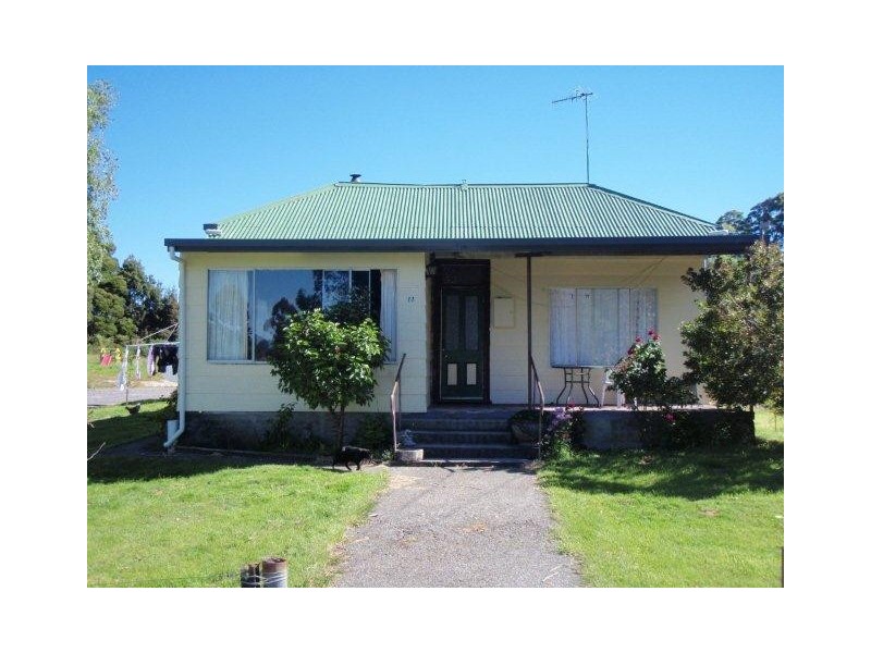 13 Pillinger Street, Zeehan TAS 7469