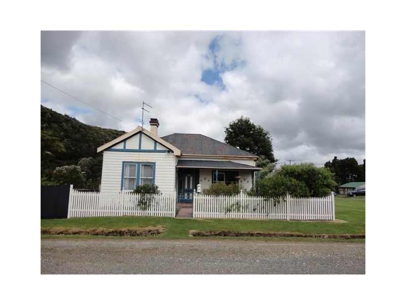 1 Smith Street, Zeehan TAS 7469