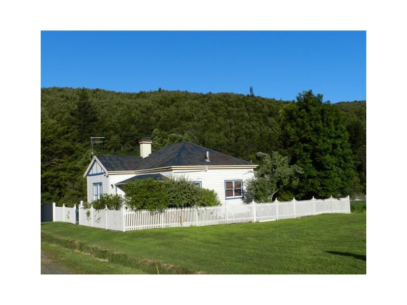 1 Smith Street, Zeehan TAS 7469