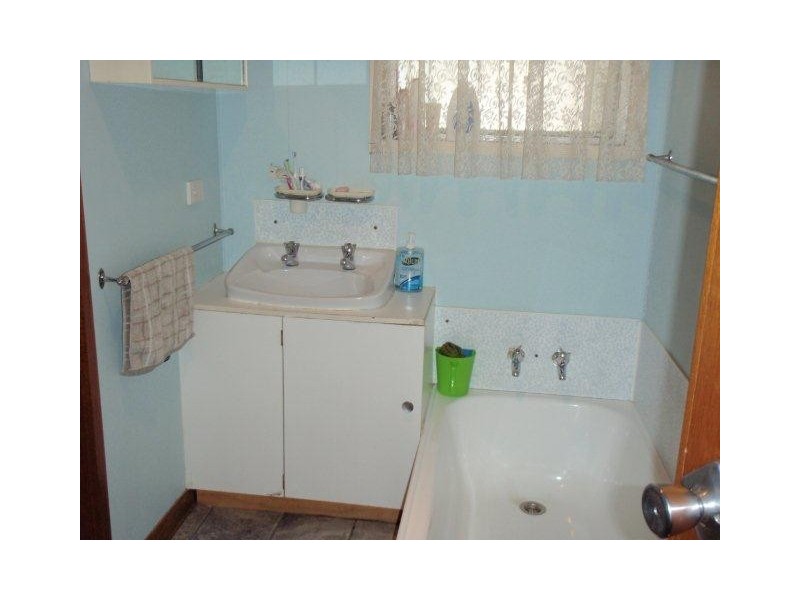 35 Baillieu Street, Rosebery TAS 7470