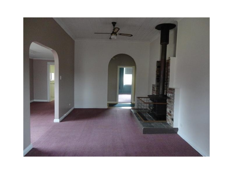 11 Wilson Street, Zeehan TAS 7469