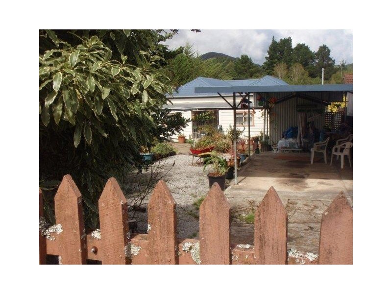 12 Austin Street, Queenstown TAS 7467