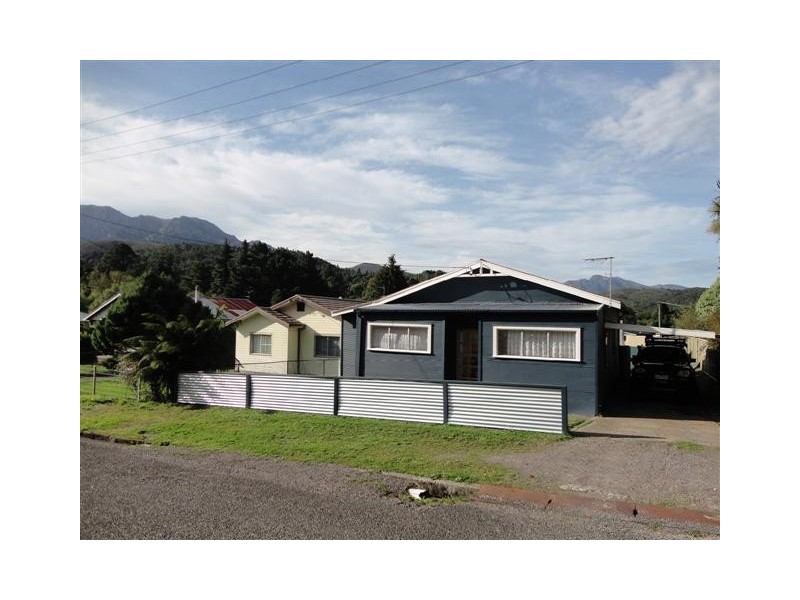 27 Austin Street, Queenstown TAS 7467