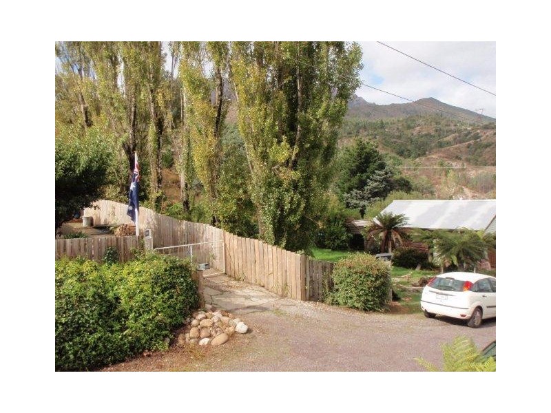 92-94 Batchelor Street, Queenstown TAS 7467