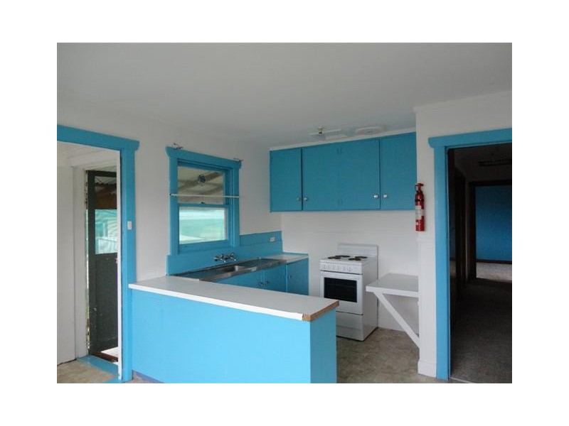 12B Innes, Strahan TAS 7468