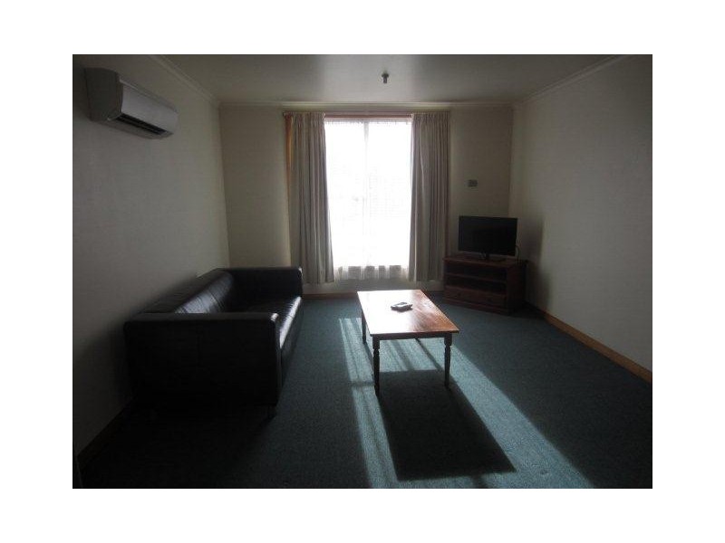 33 and 33A Counsel Street, Zeehan TAS 7469