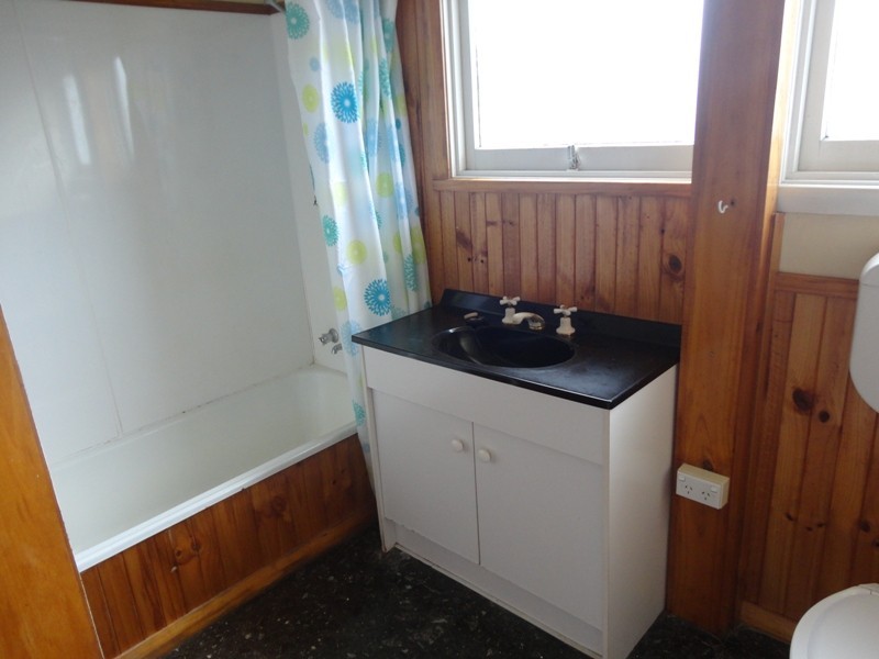 20 Elliot Street, Queenstown TAS 7467