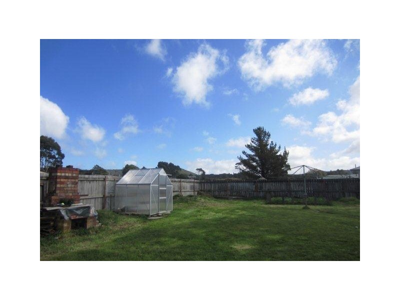 13 Westwood Street, Zeehan TAS 7469