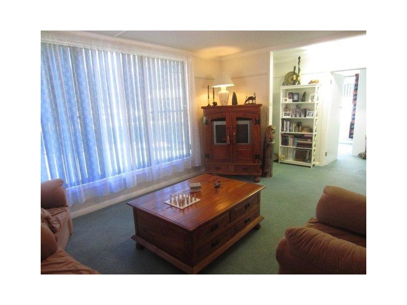 6 Jukes Crescent, Queenstown TAS 7467