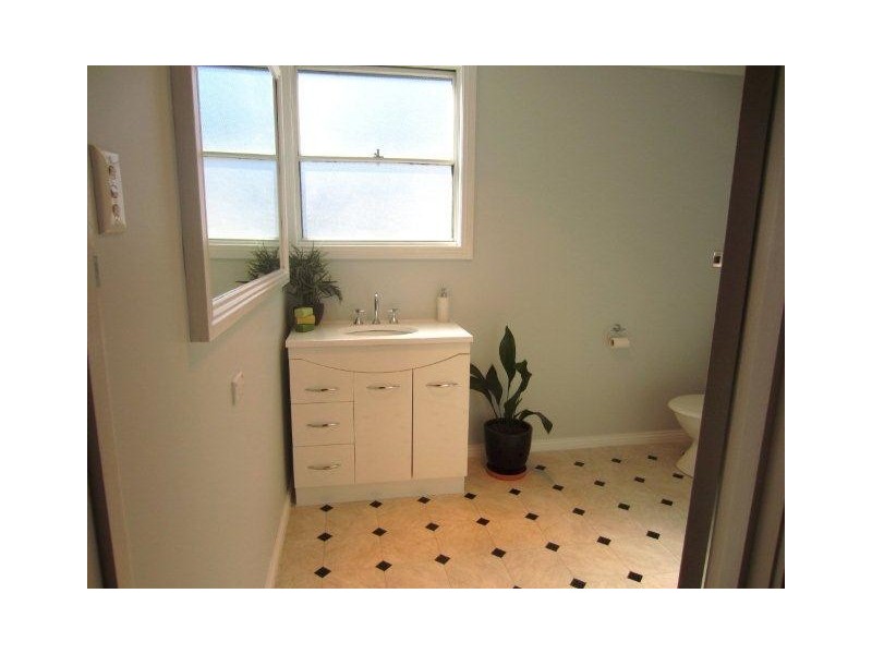 6 Jukes Crescent, Queenstown TAS 7467