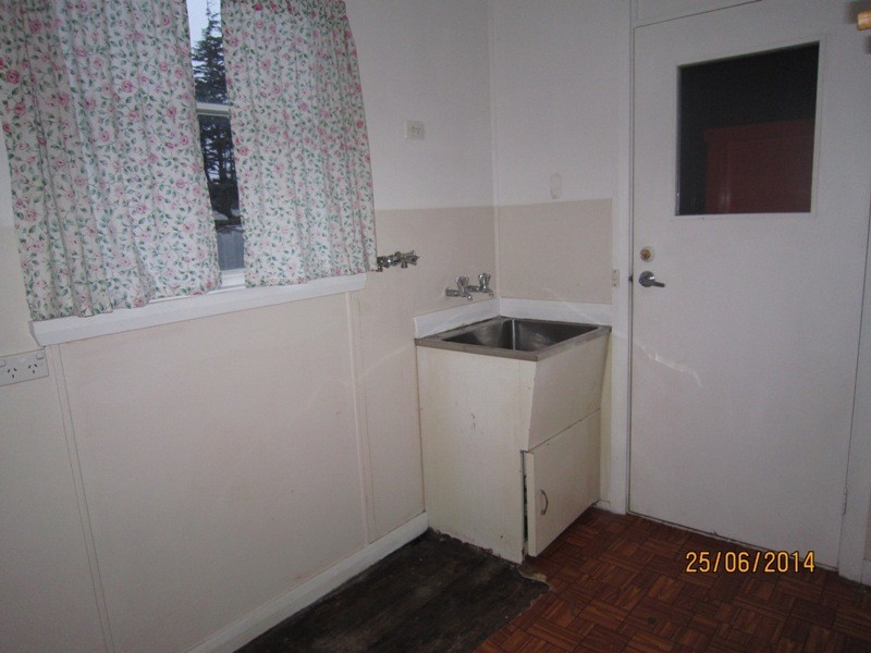 8 Belstead Street, Zeehan TAS 7469