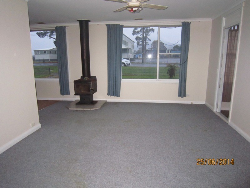 8 Belstead Street, Zeehan TAS 7469