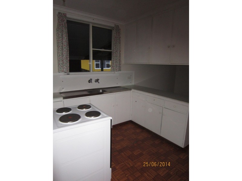 8 Belstead Street, Zeehan TAS 7469