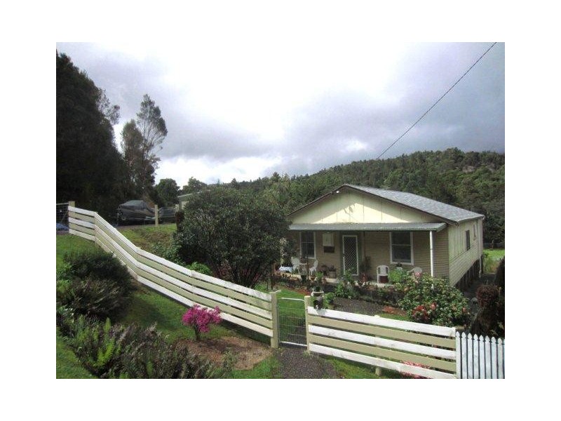 5 Grafton Street, Queenstown TAS 7467