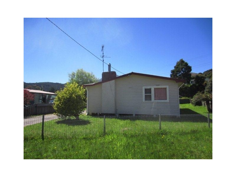 20 Elliott Street, Queenstown TAS 7467