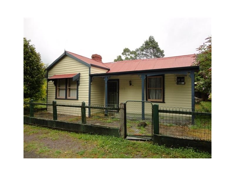 89 Esplanade, Queenstown TAS 7467