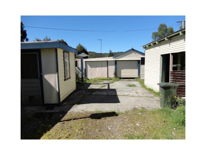 89 Esplanade, Queenstown TAS 7467