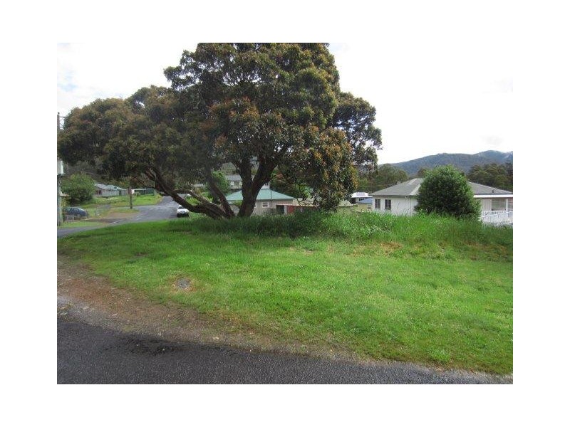 18 Giblin Street, Rosebery TAS 7470