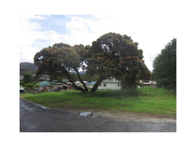 18 Giblin Street, Rosebery TAS 7470