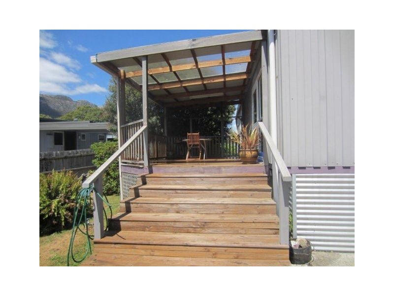 10 Sale Street, Tullah TAS 7321