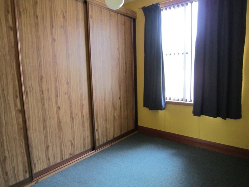 8 Lambert Street, Queenstown TAS 7467